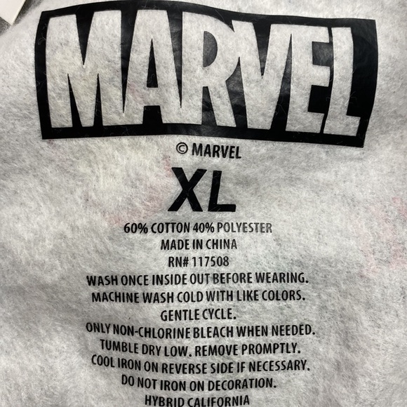 Marvel Comics HULK! CAPTAIN AMERICA! IRON MAN! Hero Toss Fleece Hoodie NWT - Picture 7 of 10